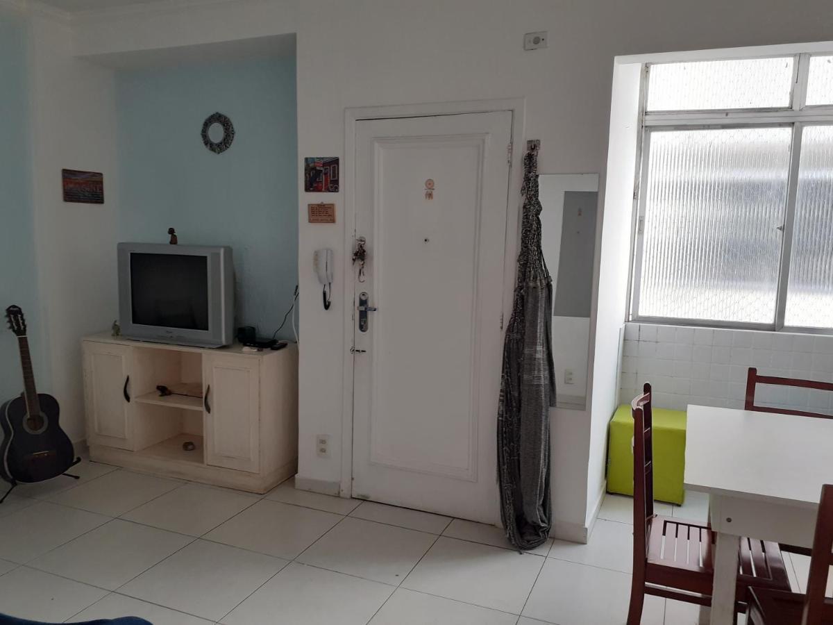 Apartamento Vento E Mar - 2 Quartos Com Sacada Na Quadra Da Praia Do Gonzaga 산토스 외부 사진